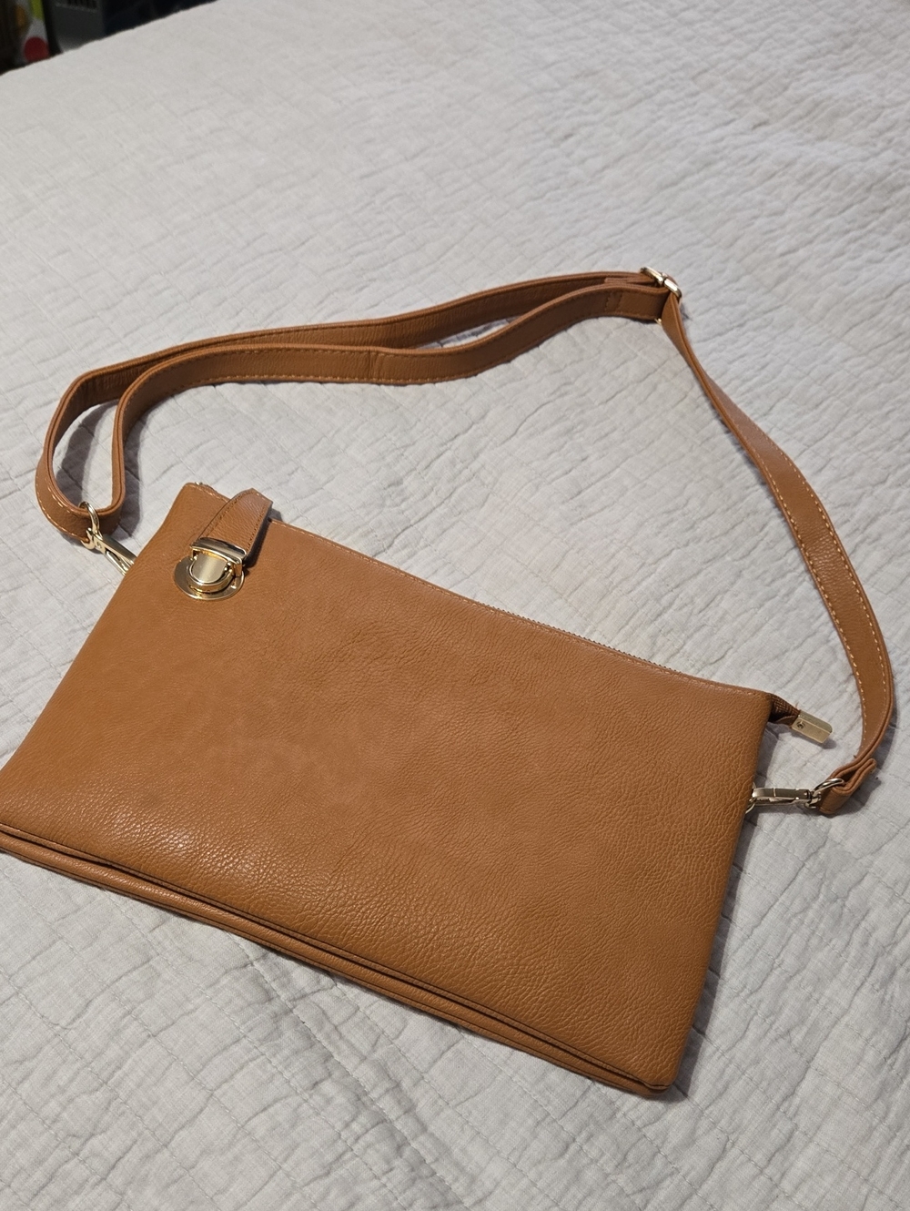 Tan/Camel Leather Crossbody Shoulder Bag with Gold Accents